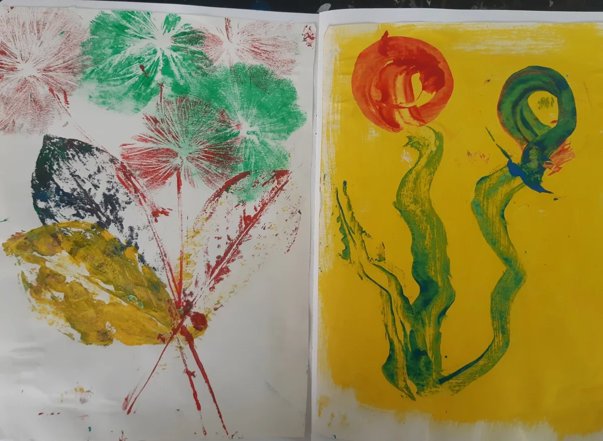 Nature & landscapes, EM-046 — Acrylic with plastic on paper